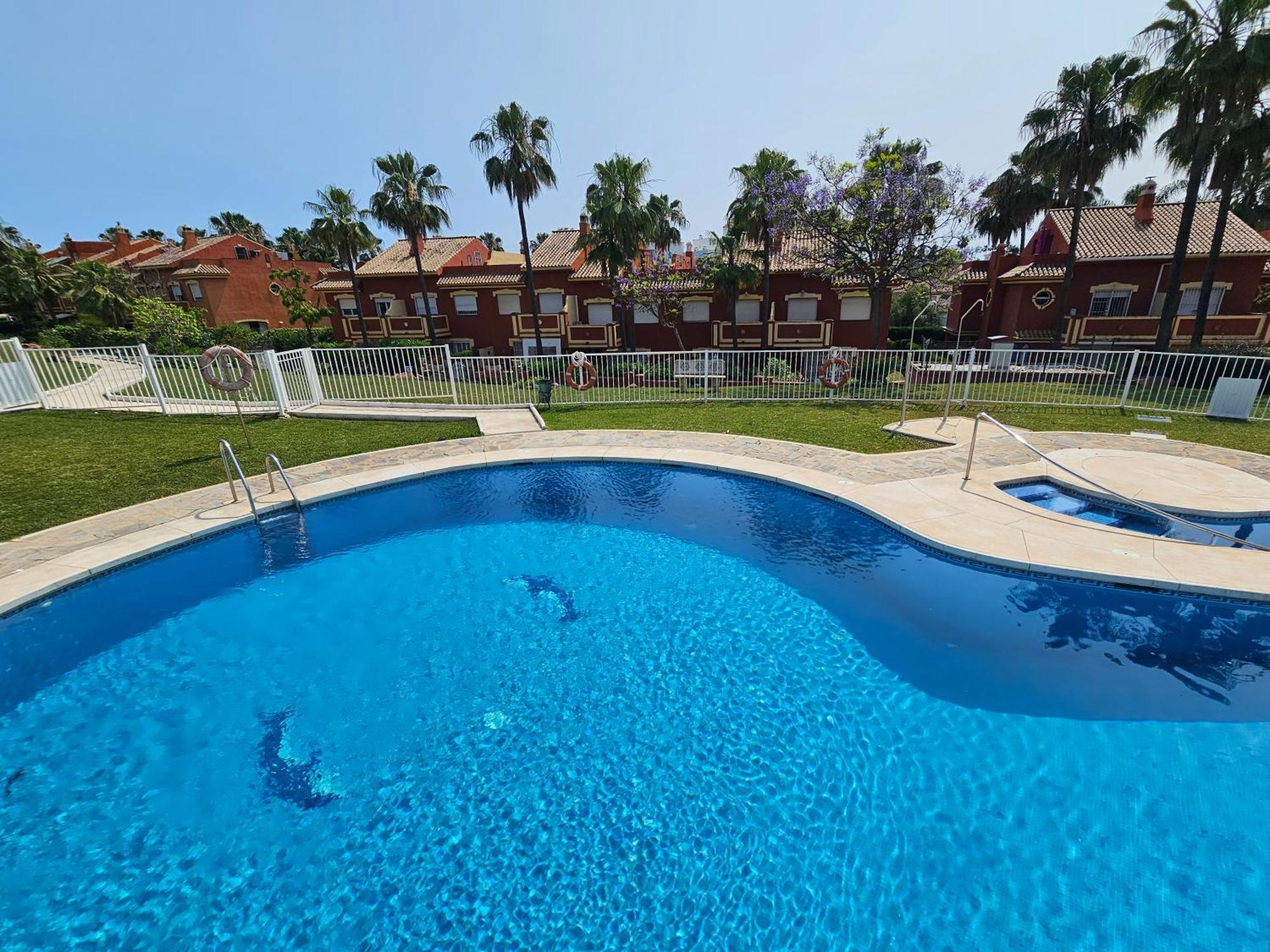 La Casita De Monte Biarritz By Lica * Estepona